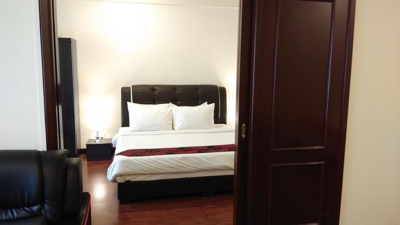 Times Square Service Apartment At Куала-Лумпур Екстер'єр фото